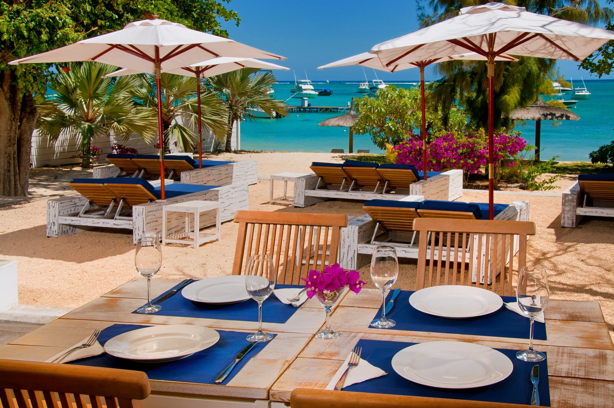 R Beach Club Trou aux Biches Exterior foto